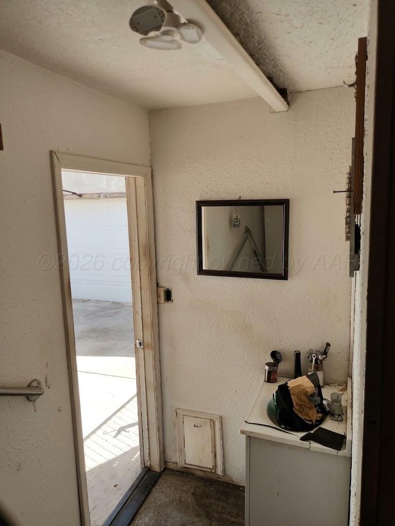 211 N 2nd Street Property Photo 10