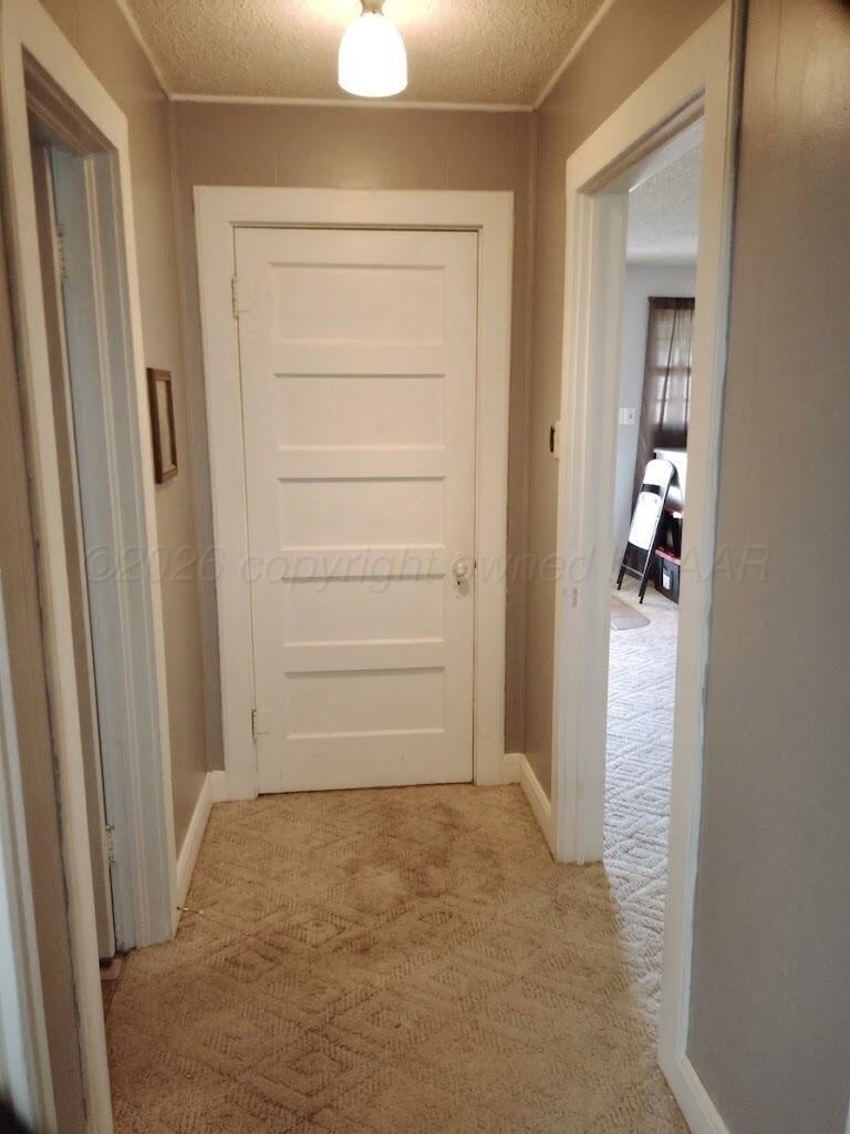 211 N 2nd Street Property Photo 20