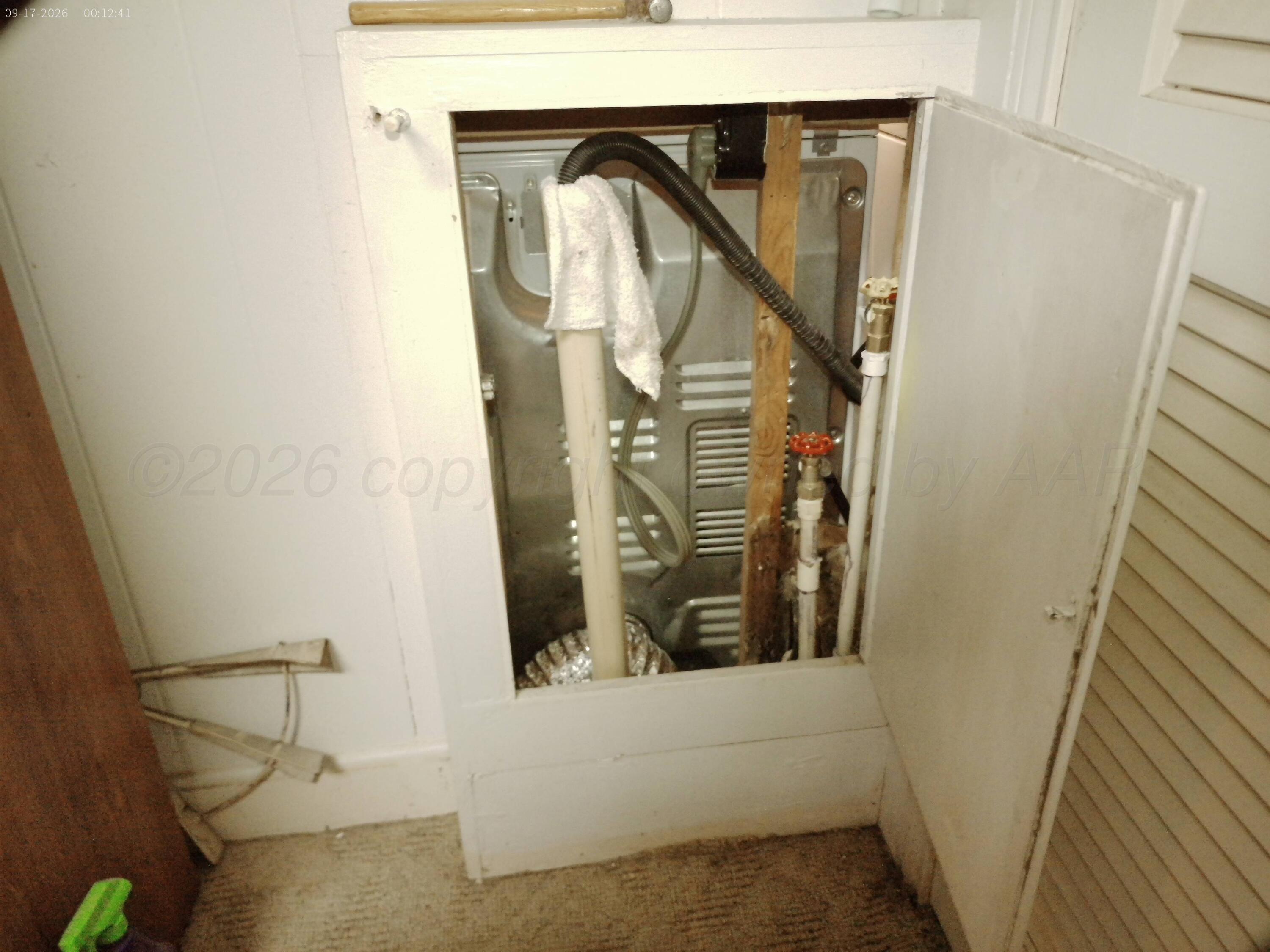 211 N 2nd Street Property Photo 24