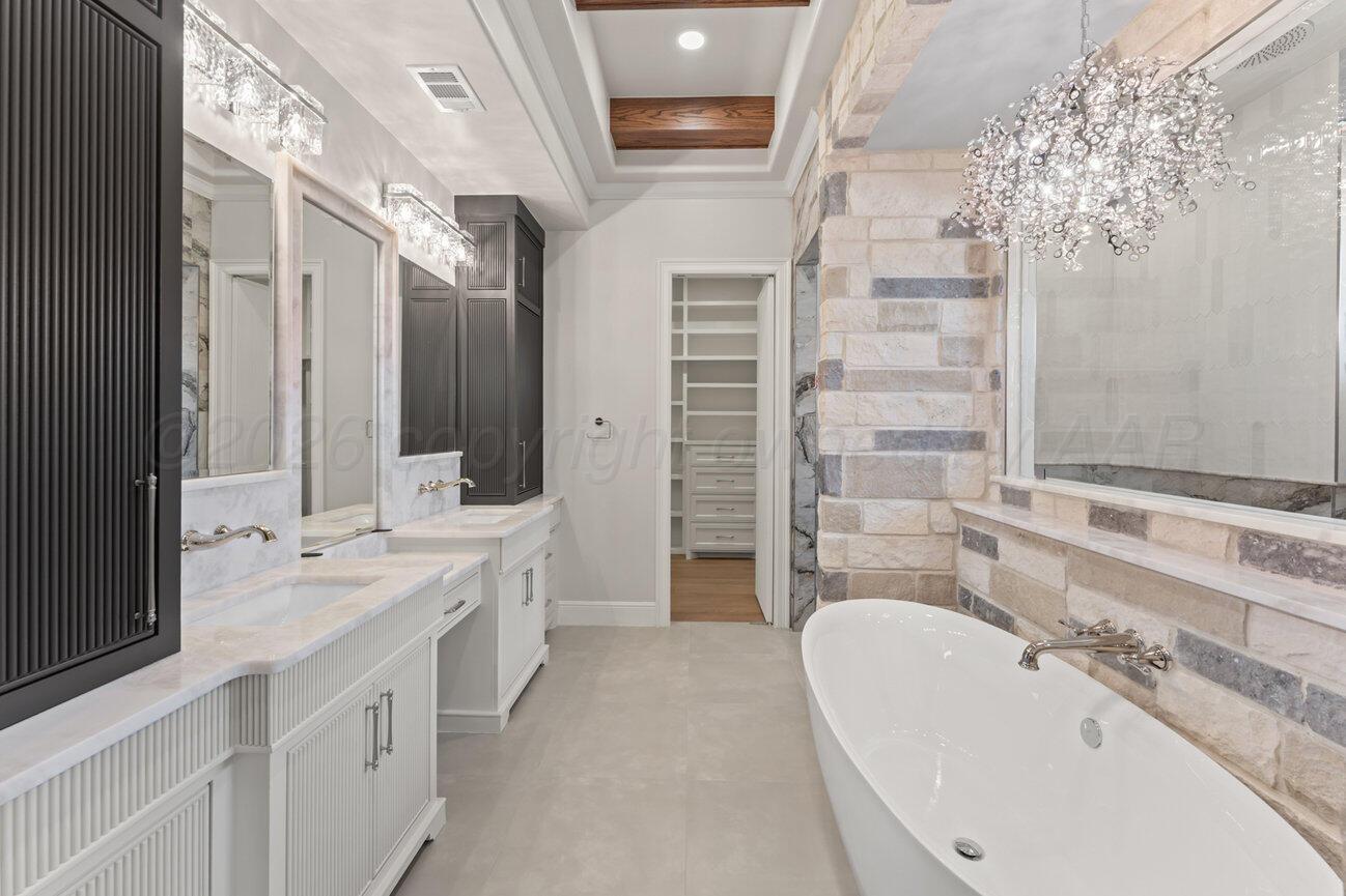 9841 Wimberly Falls Drive Property Photo 27