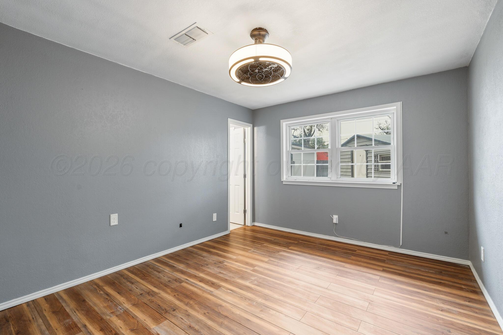 610 Avenue J Property Photo 15