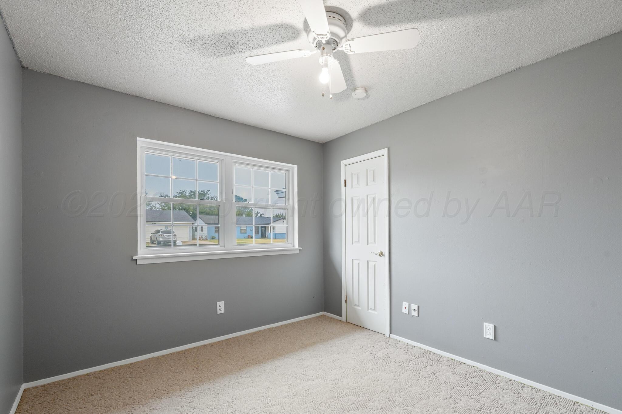 610 Avenue J Property Photo 21