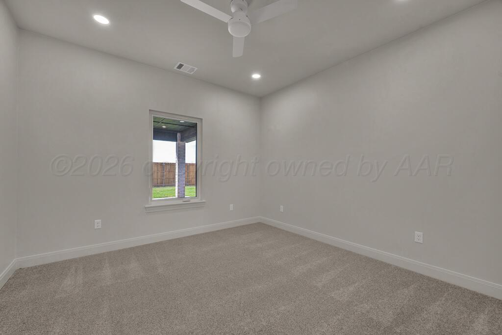 9509 Lenox Drive Property Photo 12