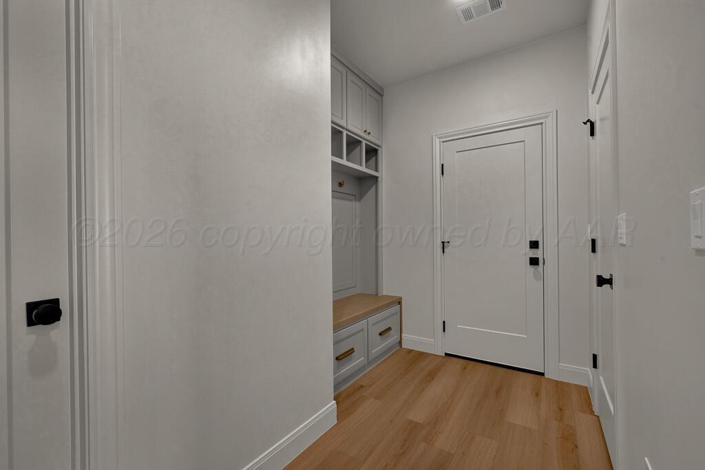 9509 Lenox Drive Property Photo 23