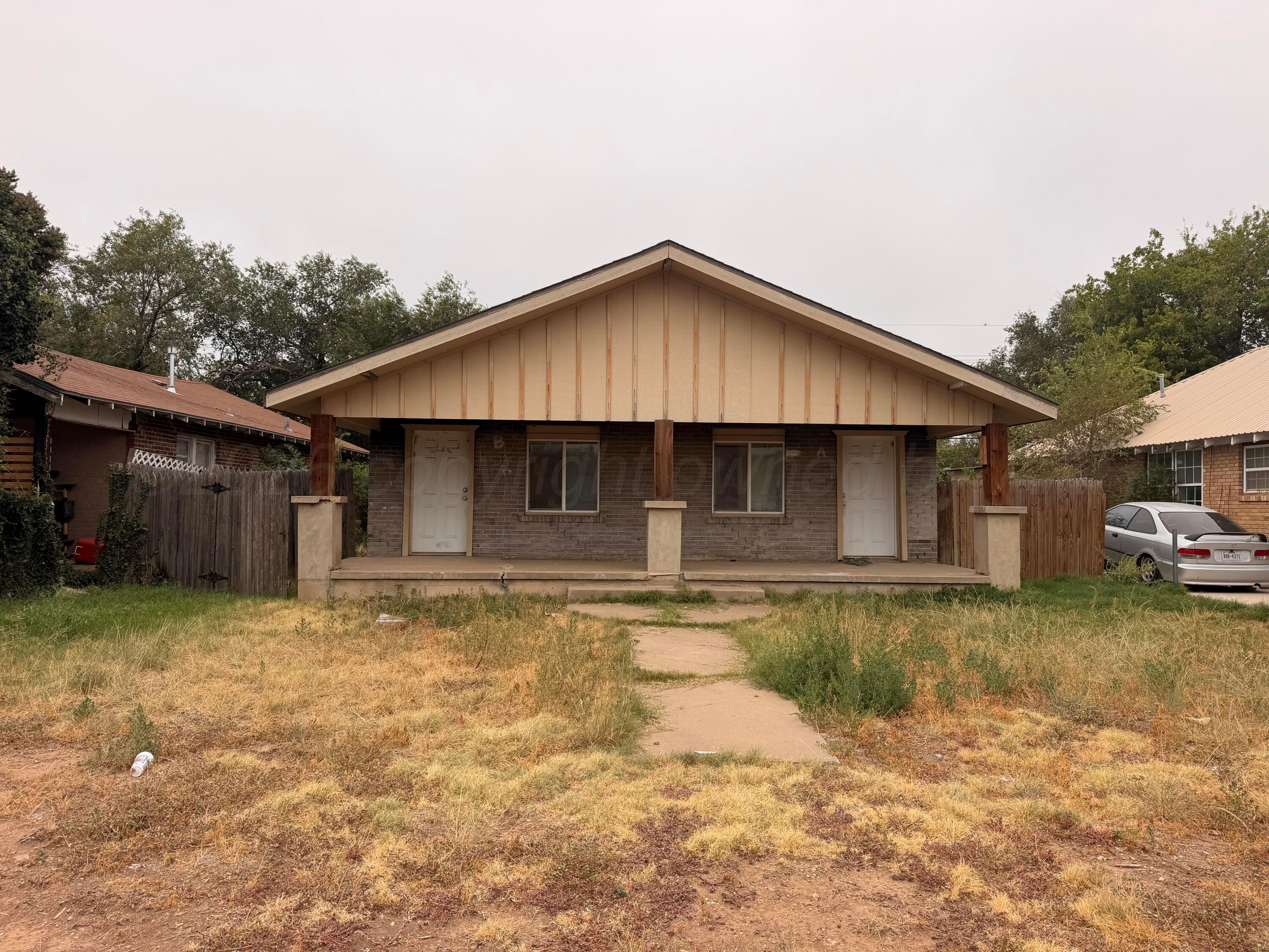 1606 S Lincoln Street Property Photo 1
