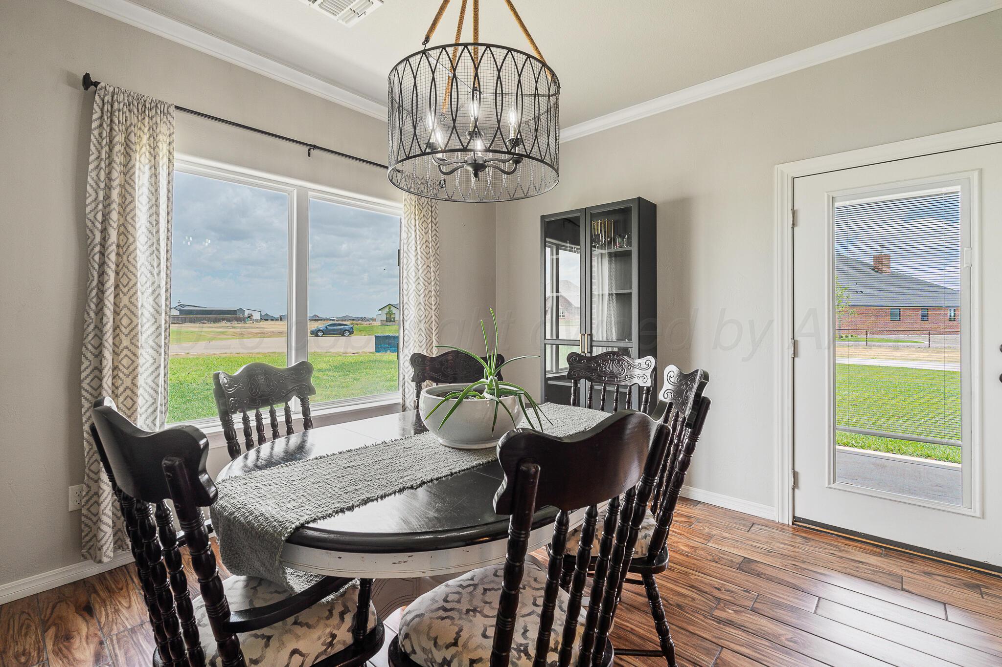 10251 Cessna Drive Property Photo 14