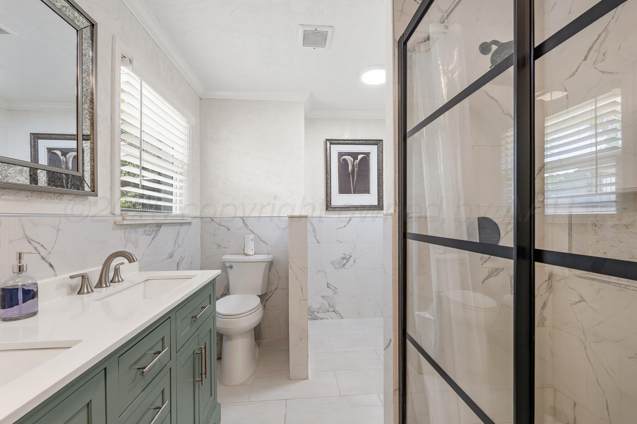 3400 S Milam Street Property Photo 3