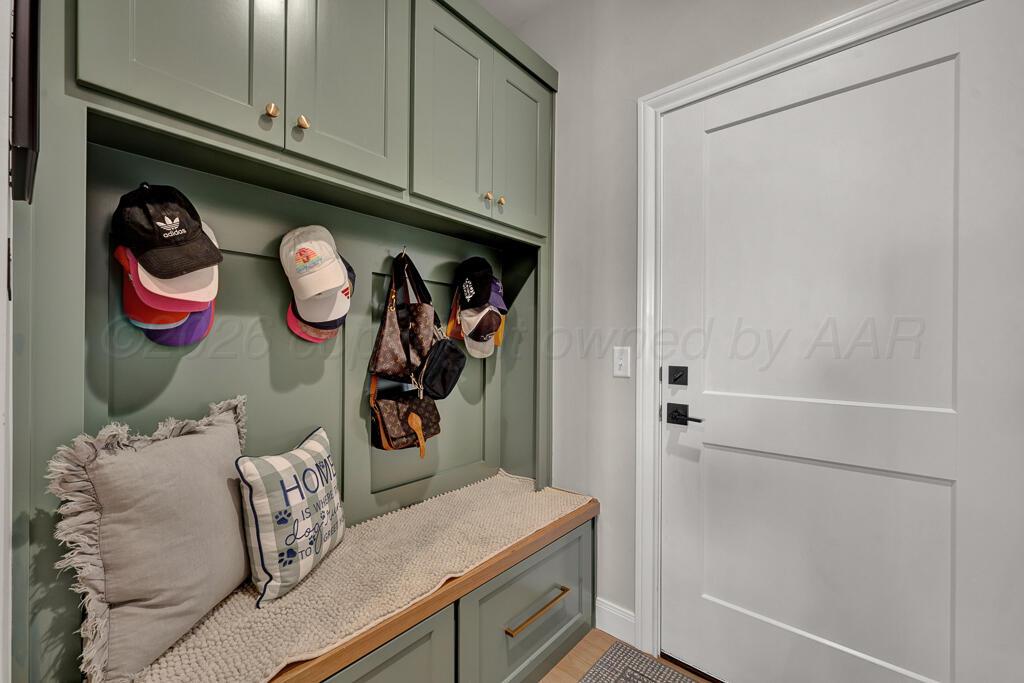 9508 Stonecrest Drive Property Photo 38