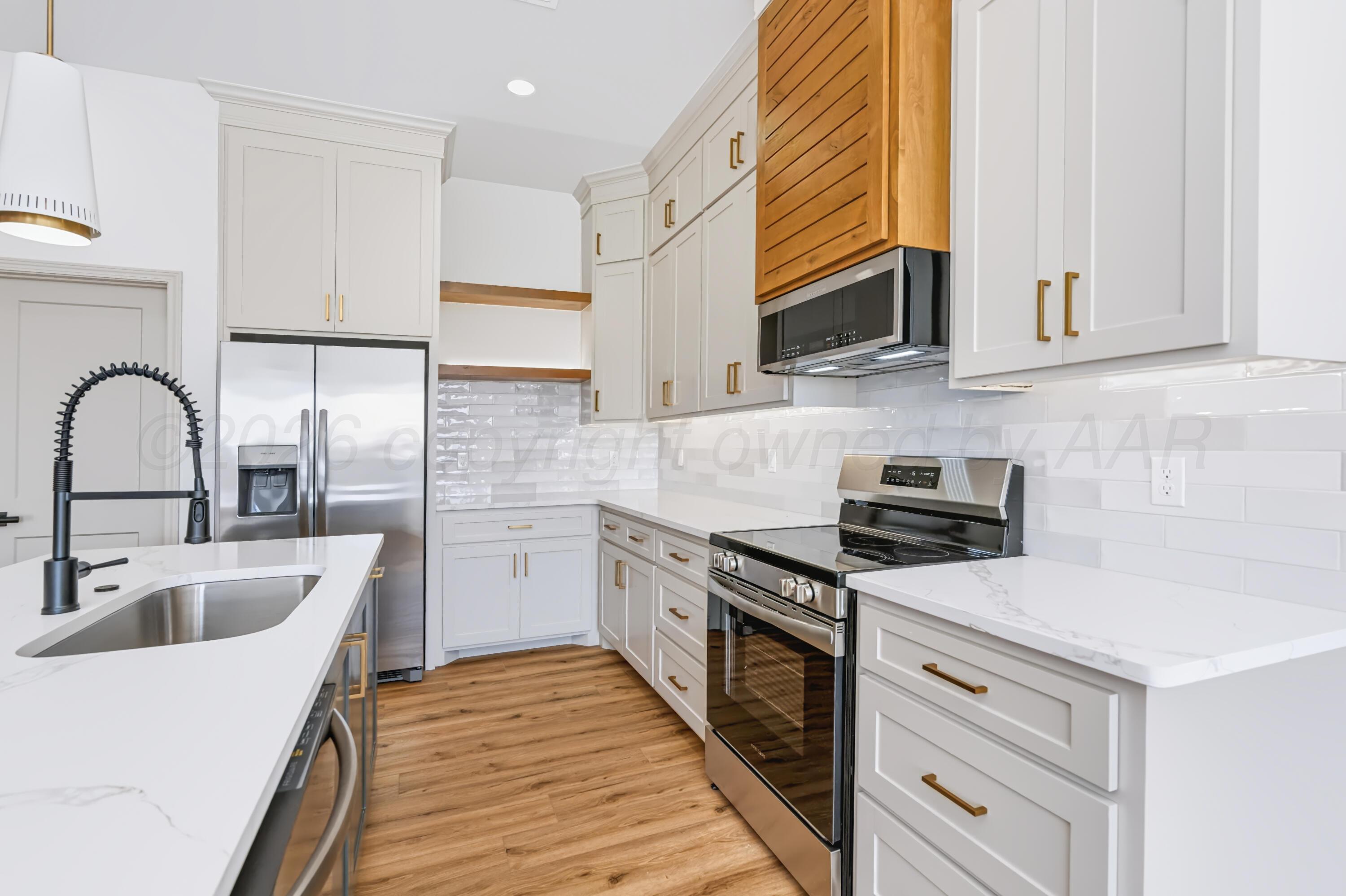 1914 Living Water Drive Property Photo 8