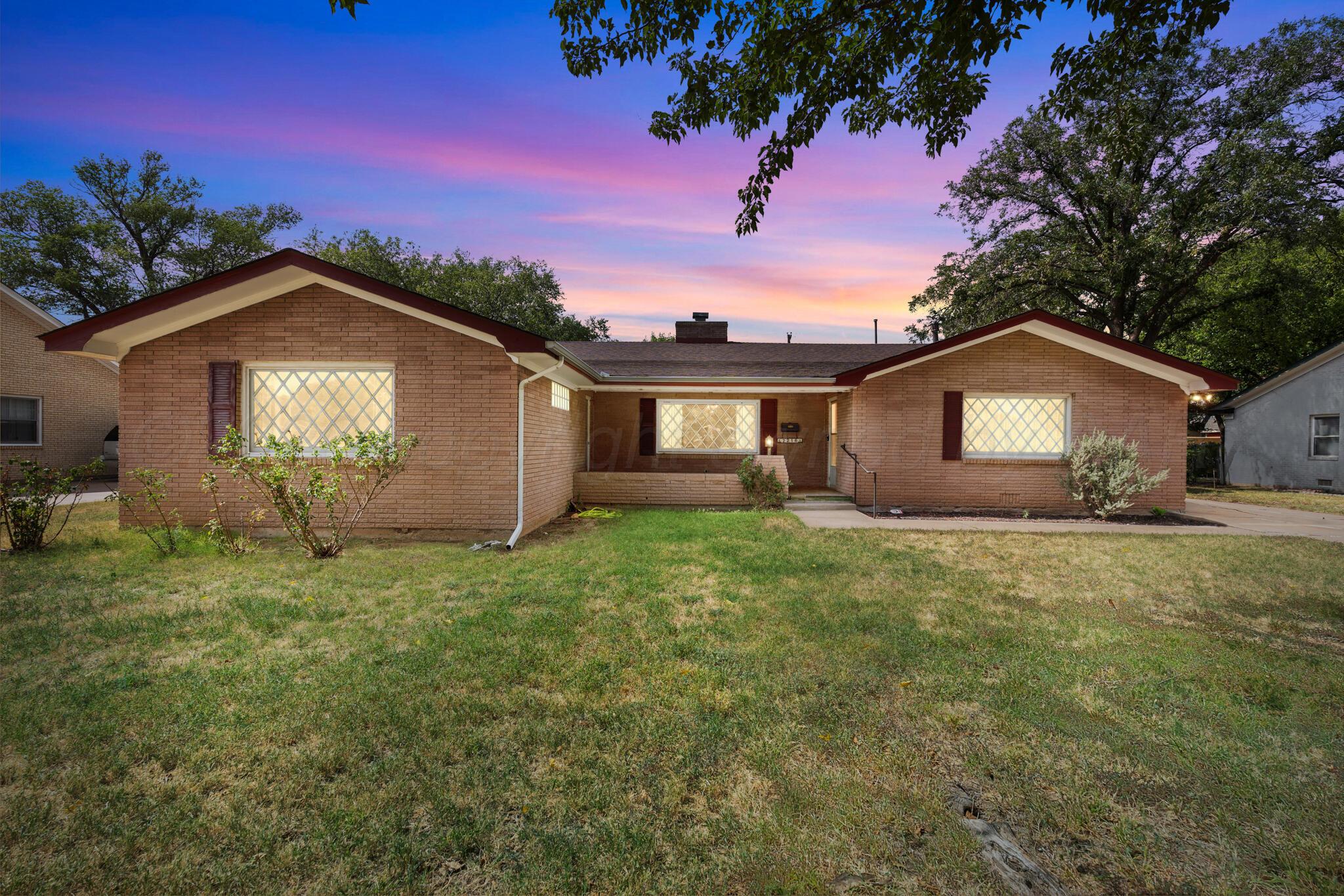 2216 S Tyler Street Property Photo 1