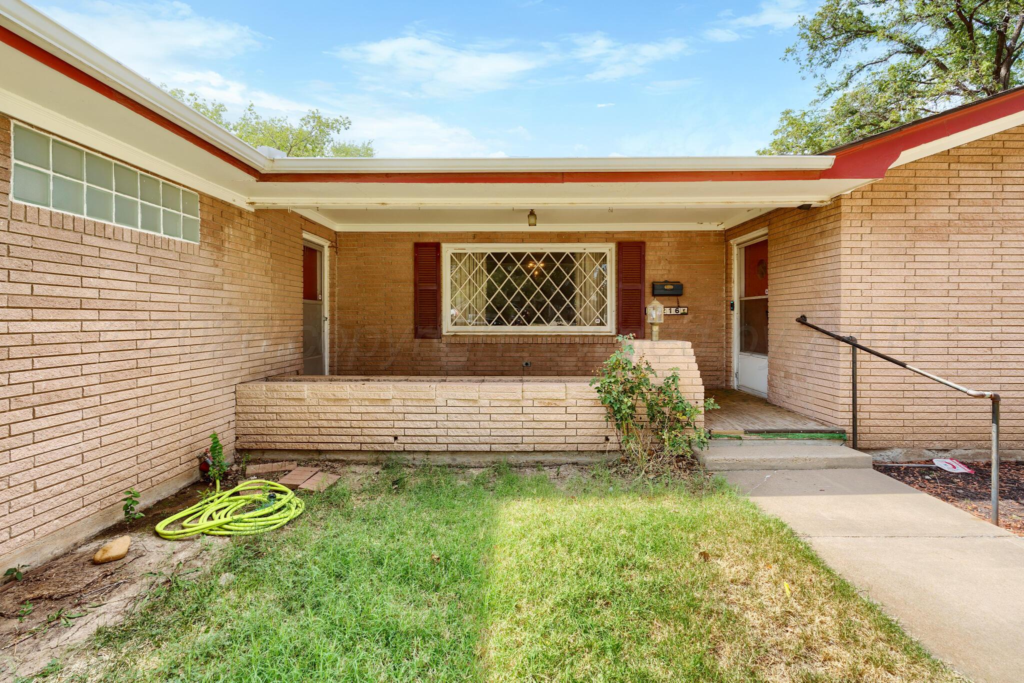 2216 S Tyler Street Property Photo 6