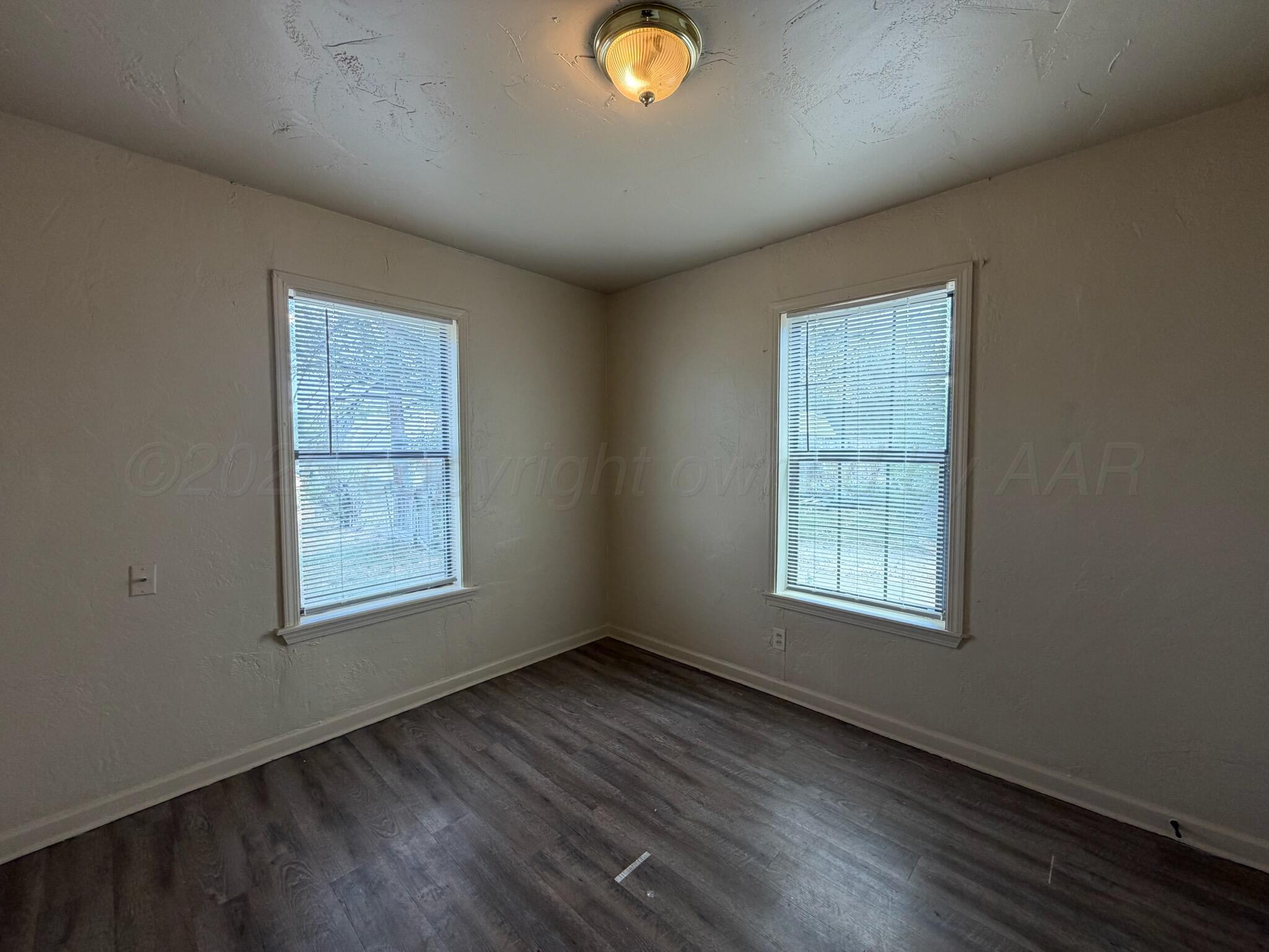 4012 Sw 6th Avenue Property Photo 5