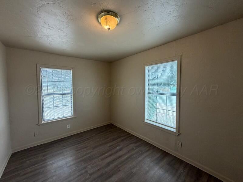 4012 Sw 6th Avenue Property Photo 7