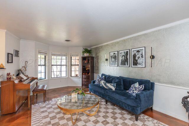 7104 Dreyfuss Road Property Photo 6