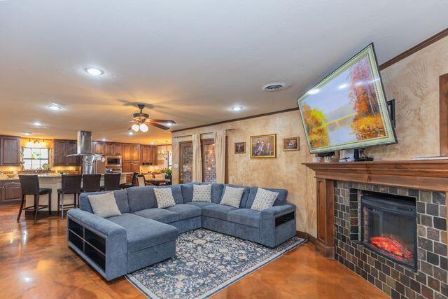 7104 Dreyfuss Road Property Photo 10