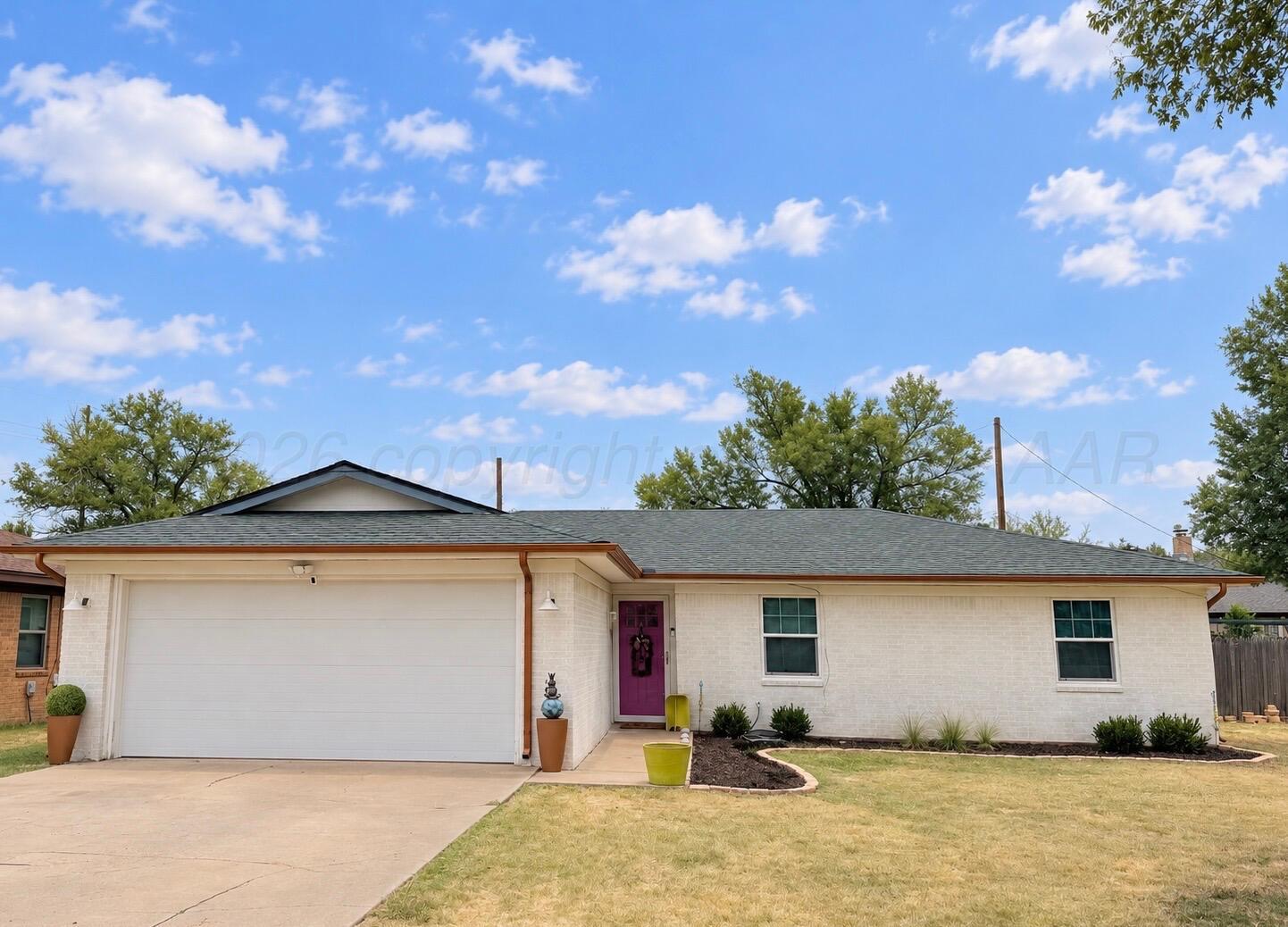 1103 Alta Vista Street Property Photo 1