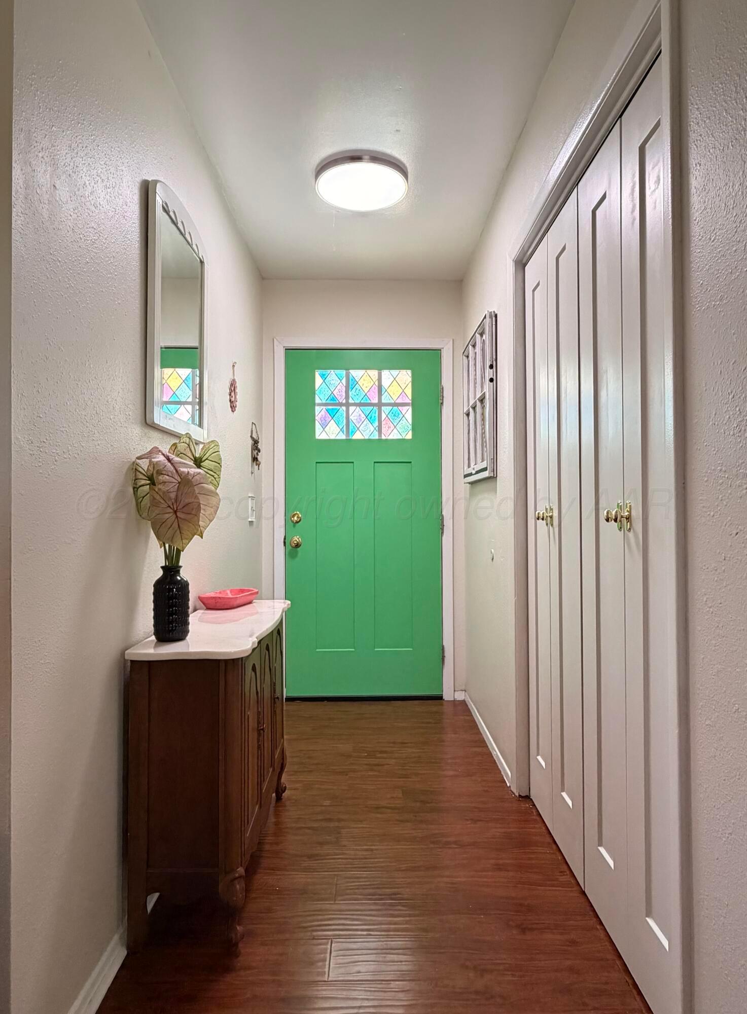1103 Alta Vista Street Property Photo 3