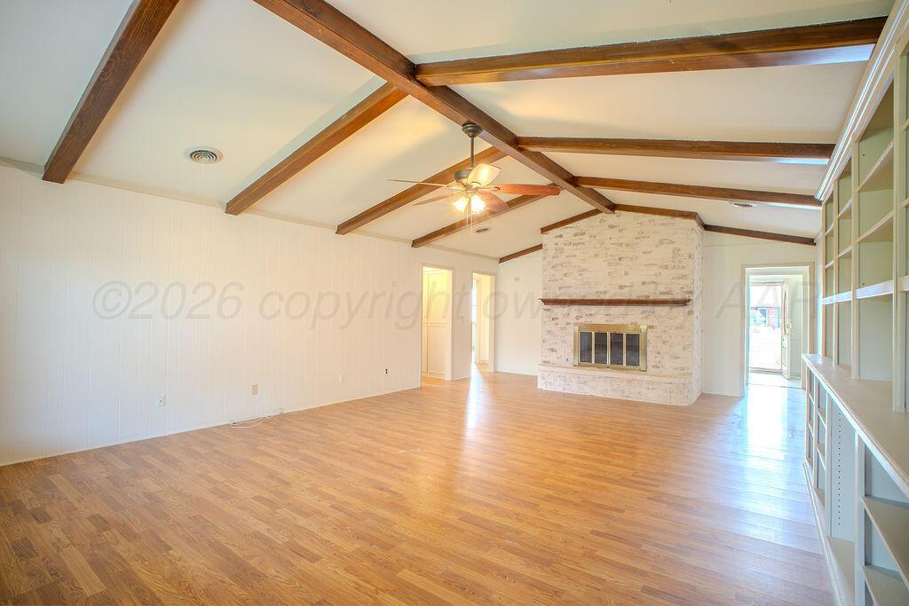 8012 Hoving Property Photo 3