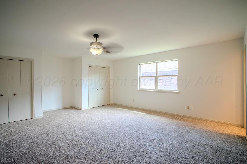 8012 Hoving Property Photo 14