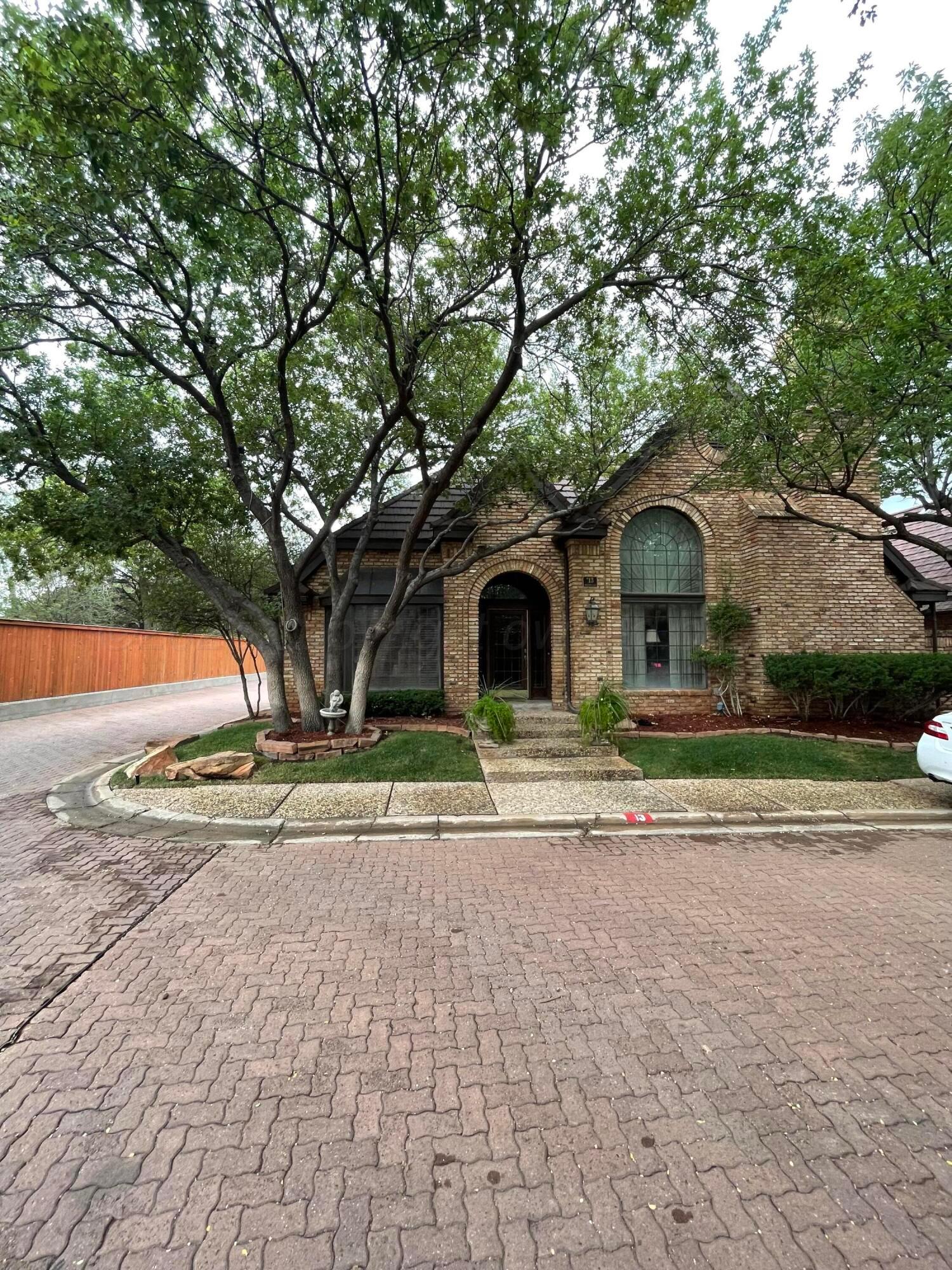 13 Quadrille Street Property Photo 1