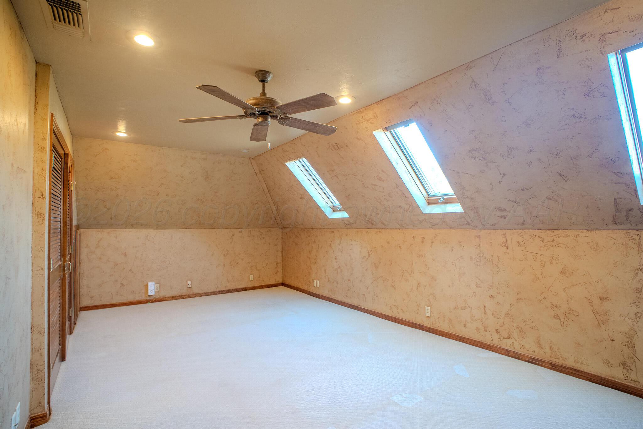 13 Quadrille Street Property Photo 23