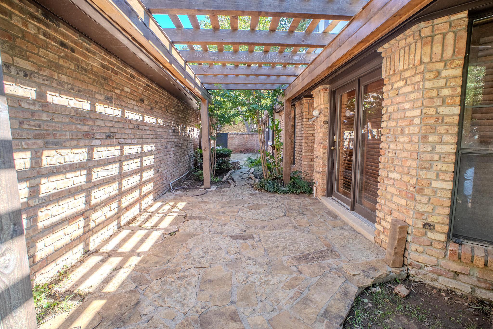 13 Quadrille Street Property Photo 29