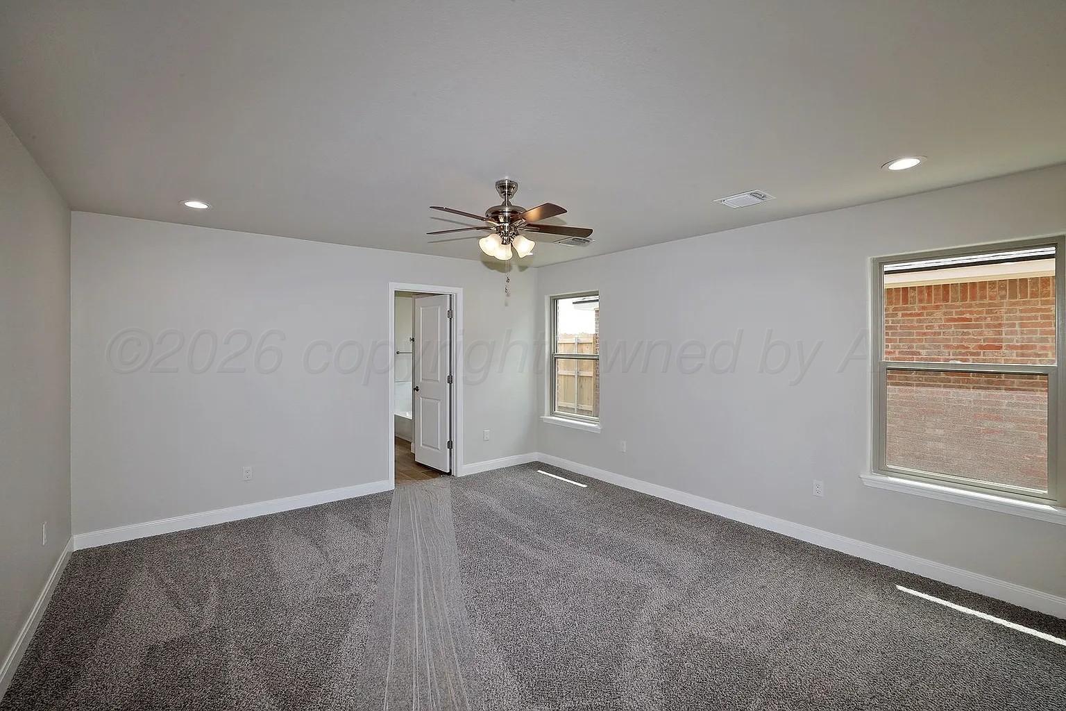 7605 Woodford Avenue Property Photo 6