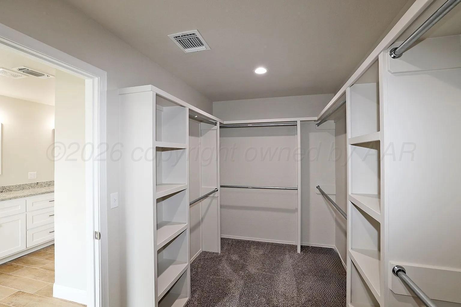 7605 Woodford Avenue Property Photo 12