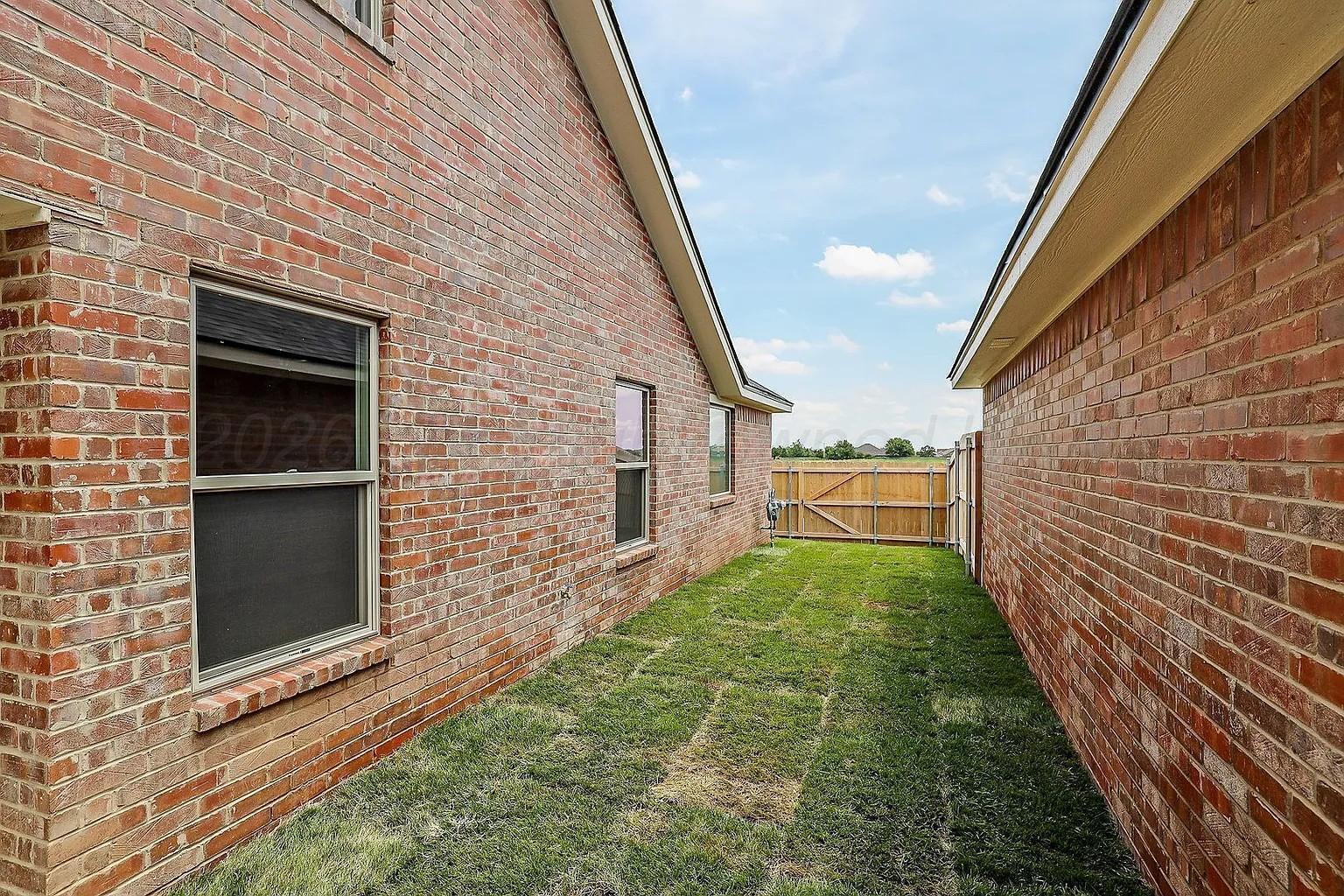 7605 Woodford Avenue Property Photo 23