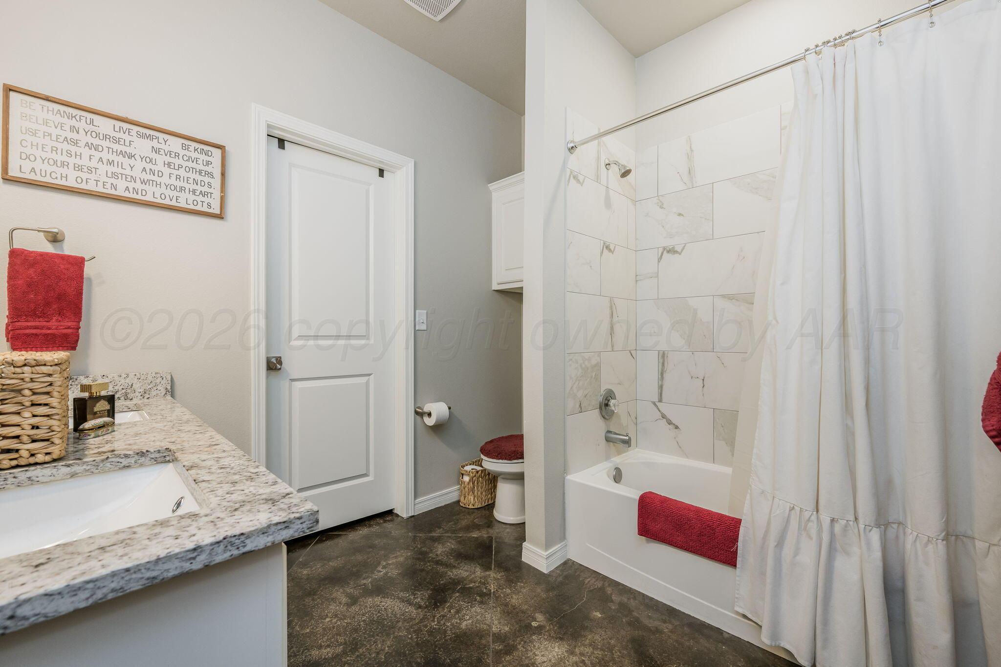 4504 Richardson Road Property Photo 14