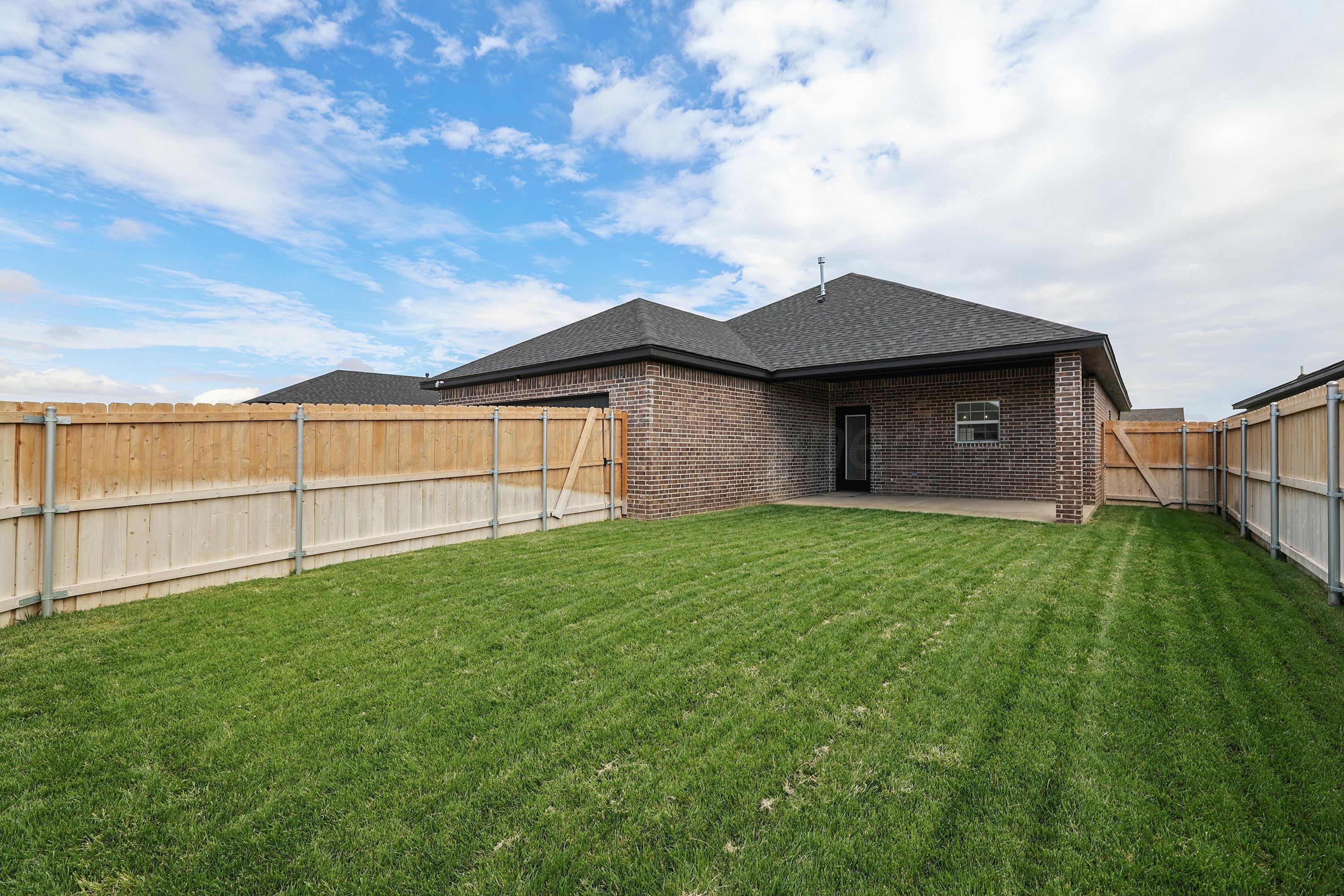 7606 Arlo Drive Property Photo 3