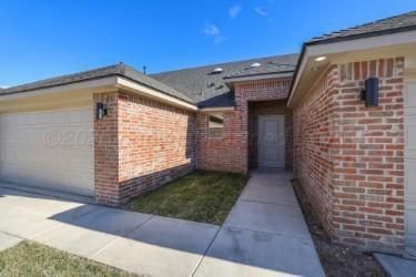 7617 Woodford Avenue Property Photo 2