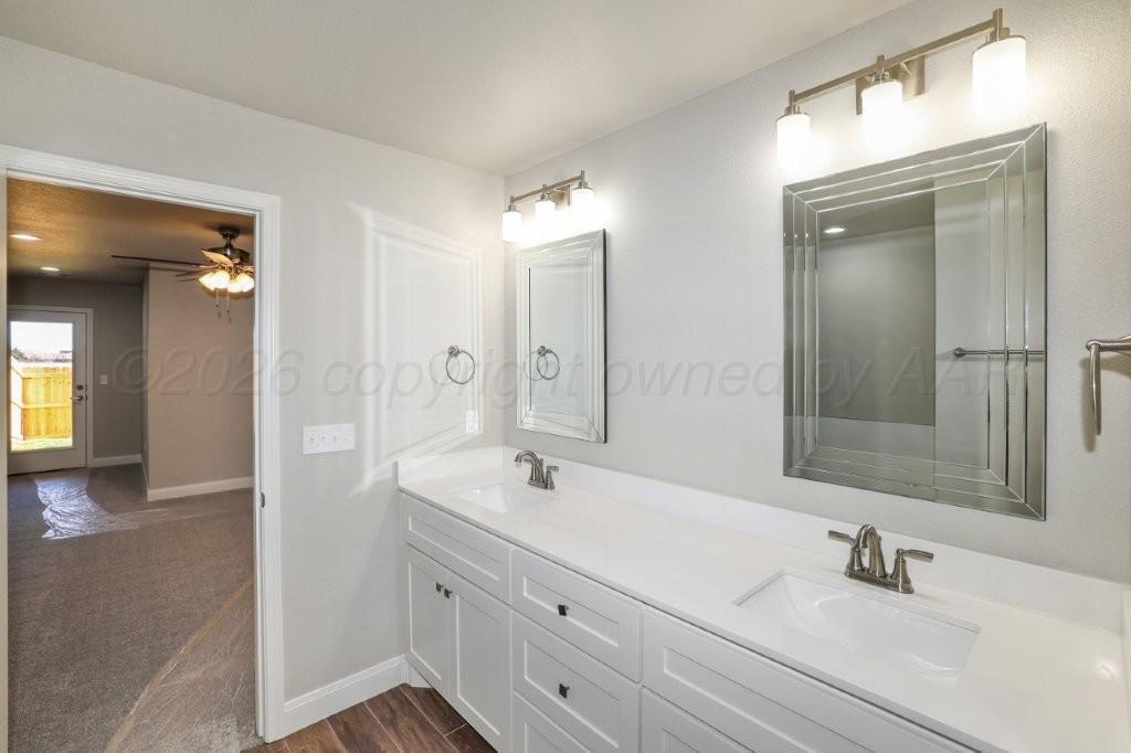 7617 Woodford Avenue Property Photo 12