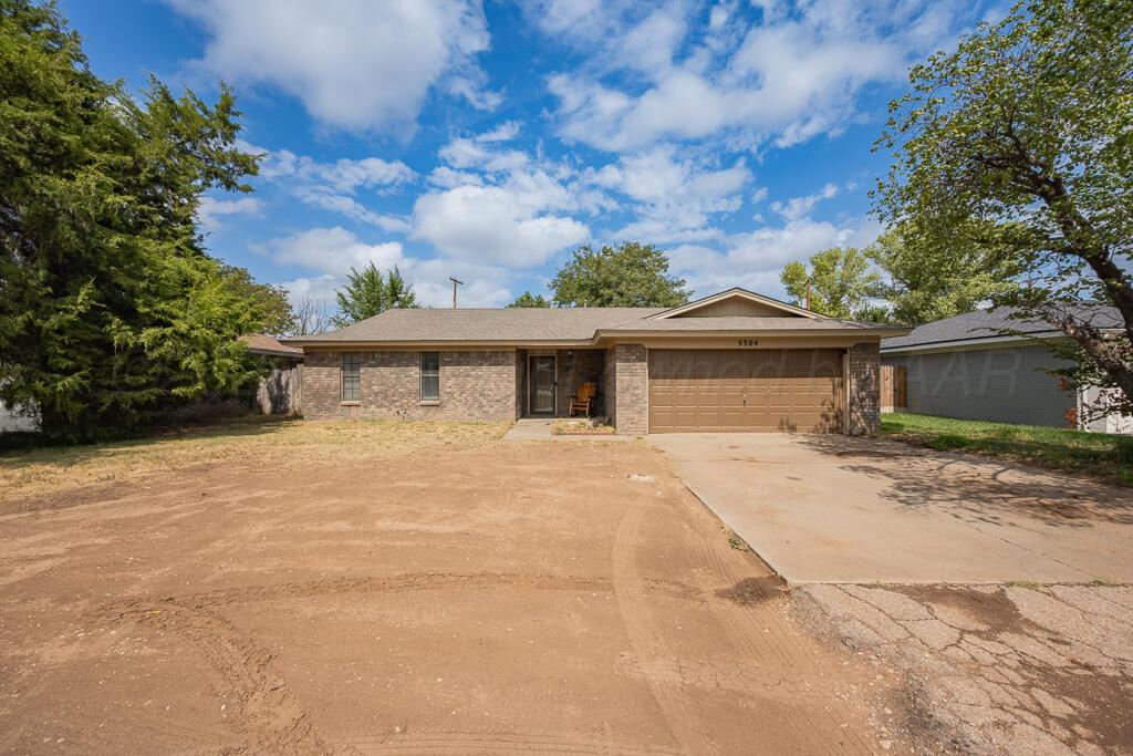 5304 Hillside Road Property Photo 2