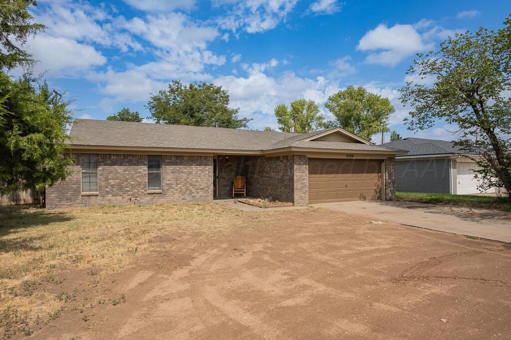 5304 Hillside Road Property Photo 3