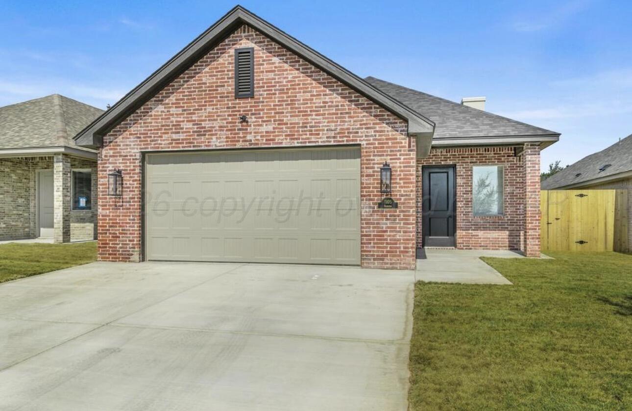 1105 Rosenda Lane Property Photo 1