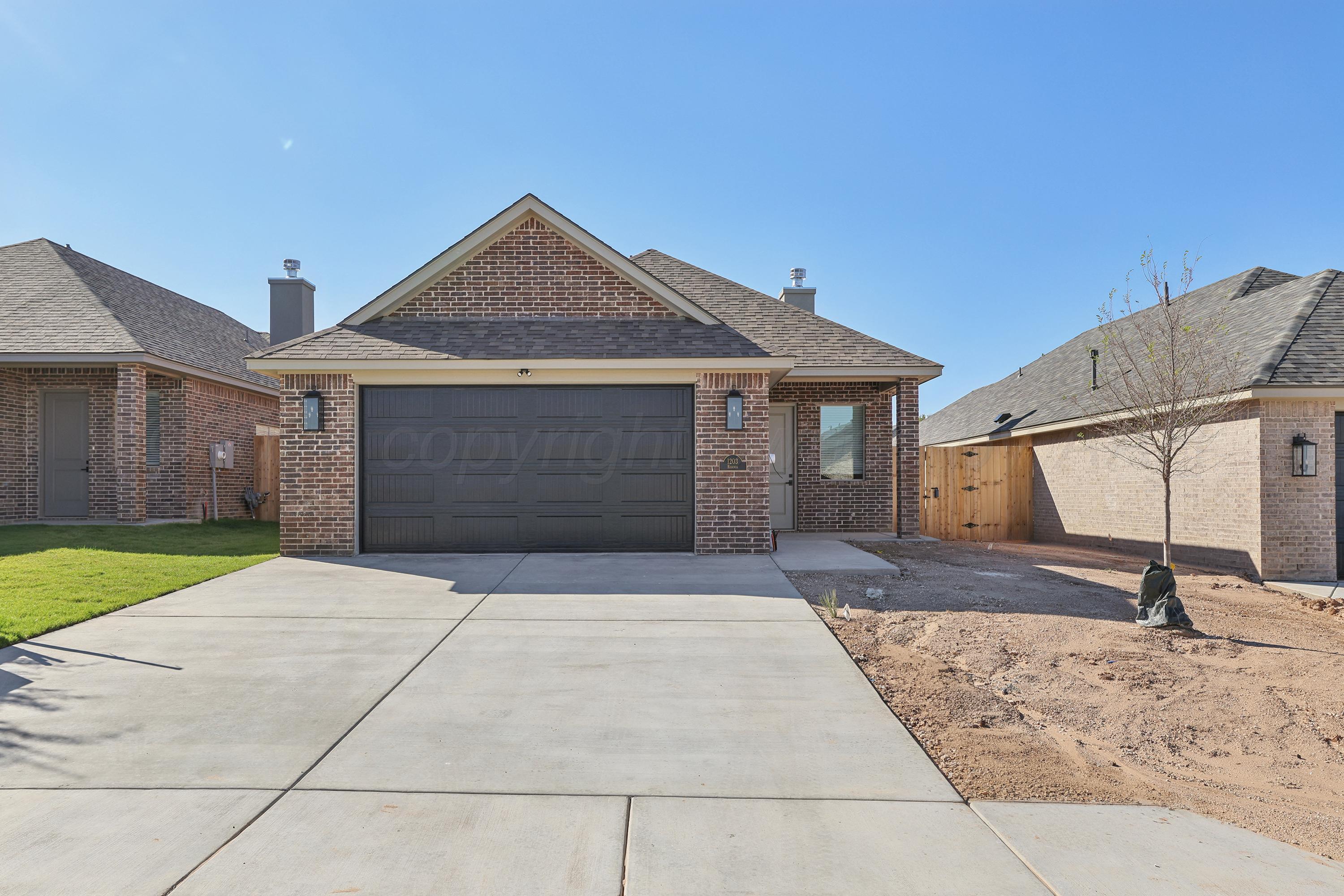 1203 Rosenda Lane Property Photo 1