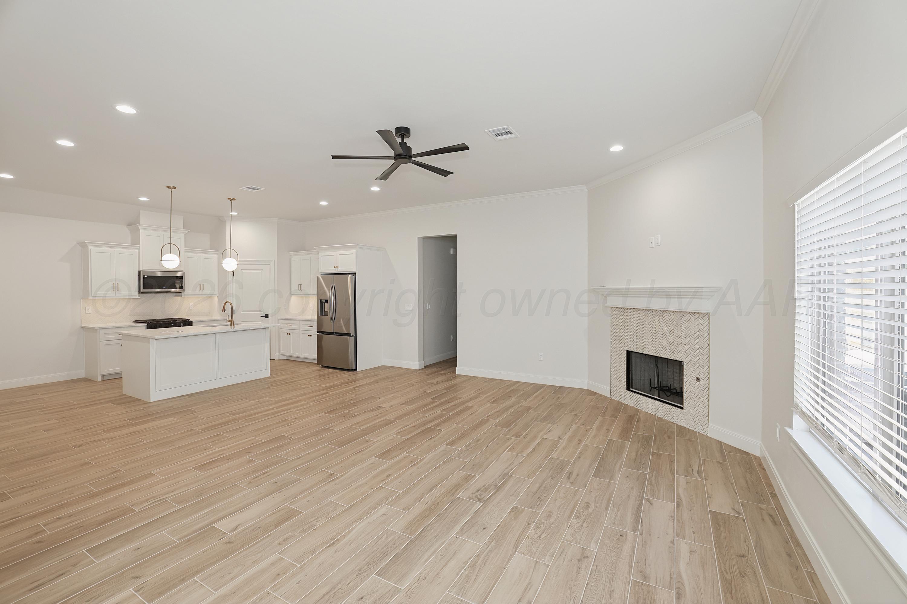 1203 Rosenda Lane Property Photo 4