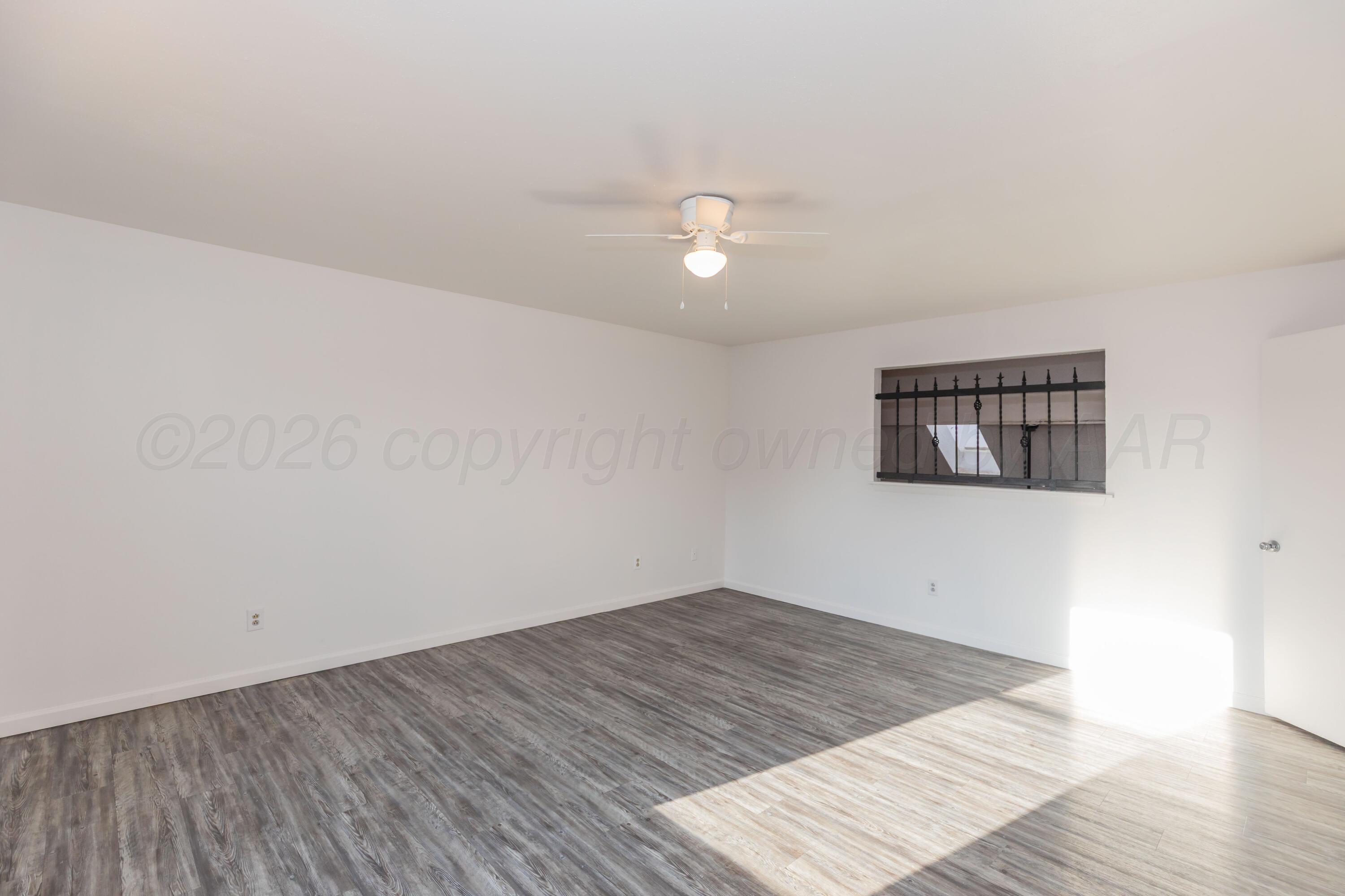 6925 Hurst Street Property Photo 27