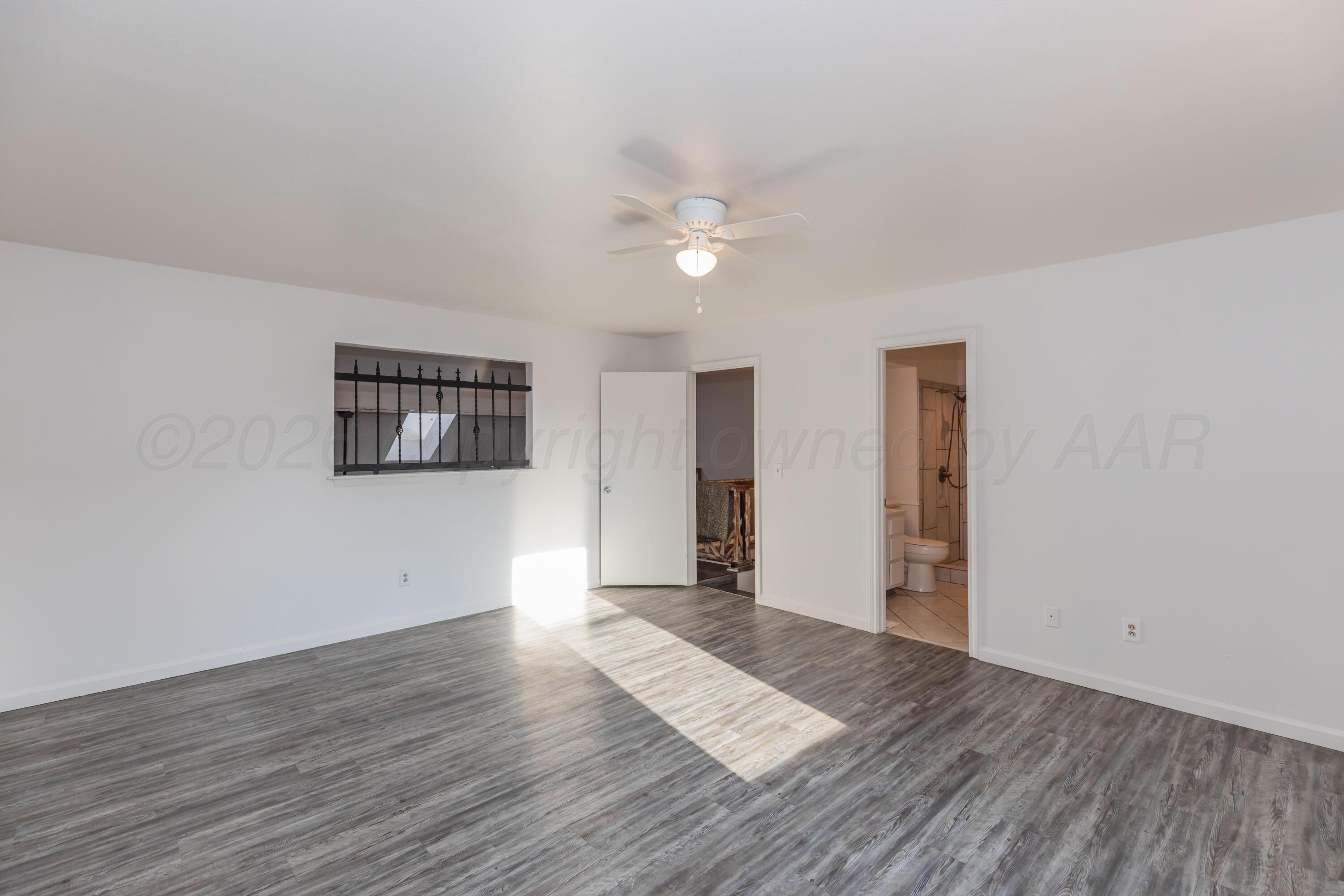 6925 Hurst Street Property Photo 28