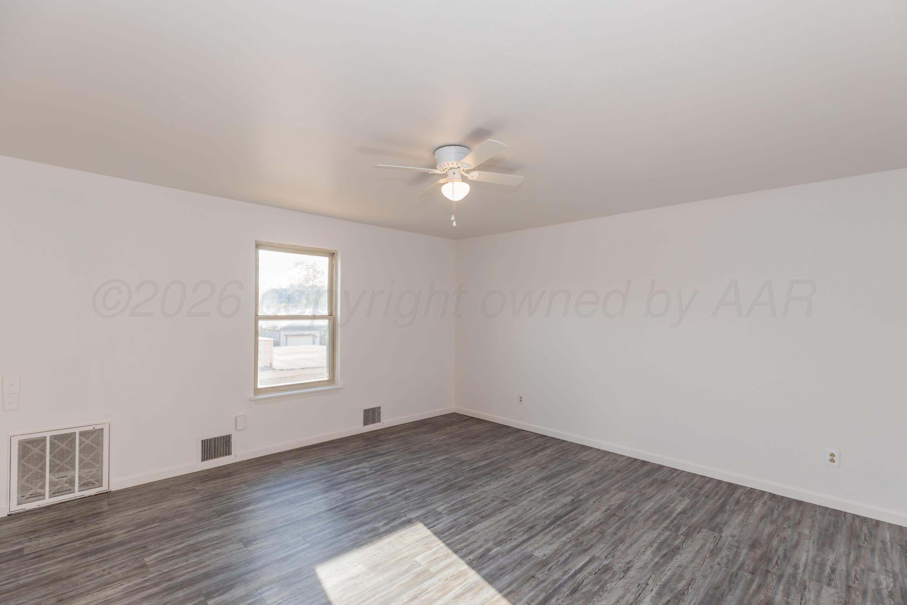 6925 Hurst Street Property Photo 30