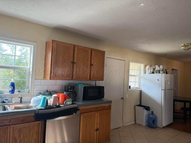 1145 W Seneca Lane Property Photo 5