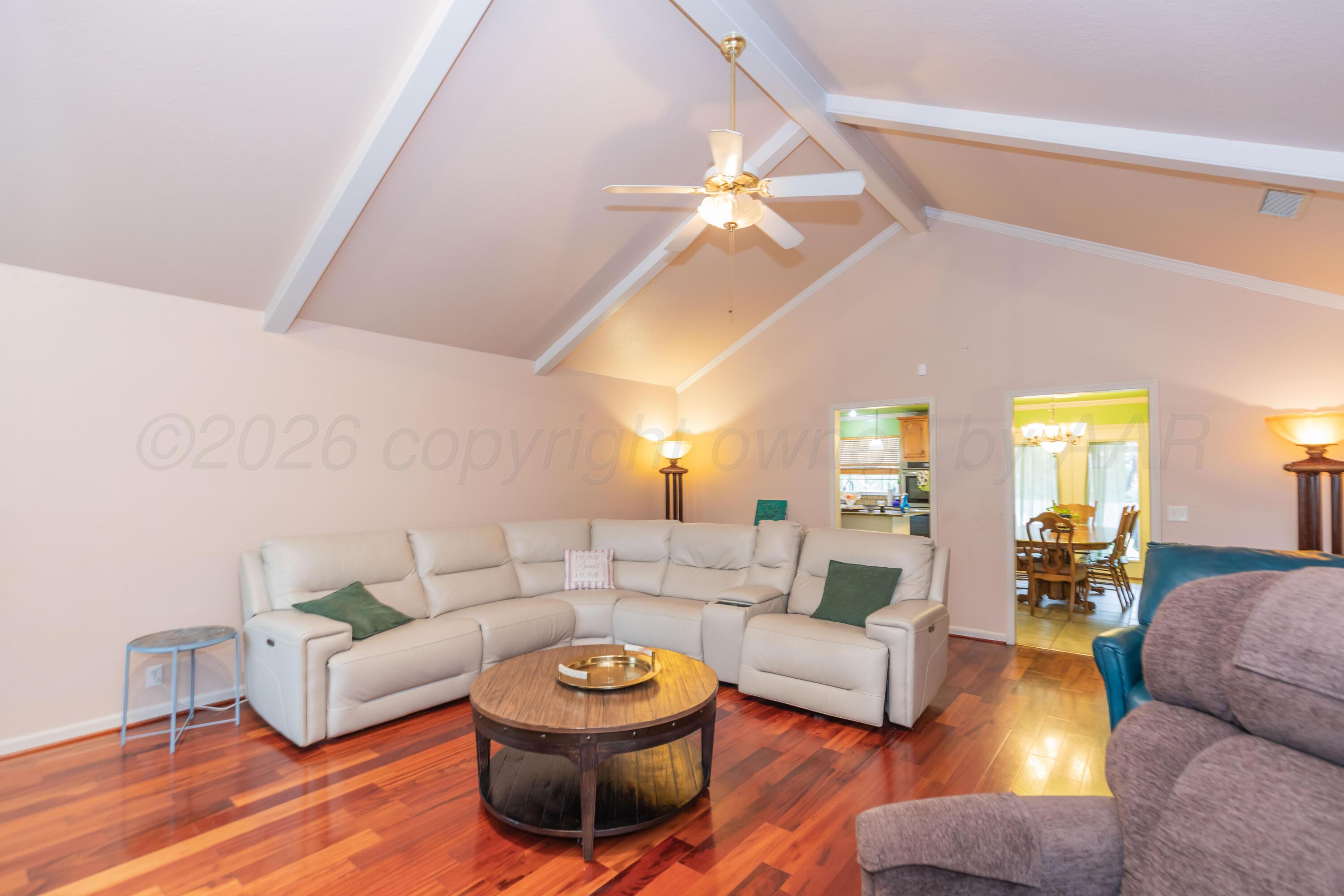 7101 Smoketree Drive Property Photo 6