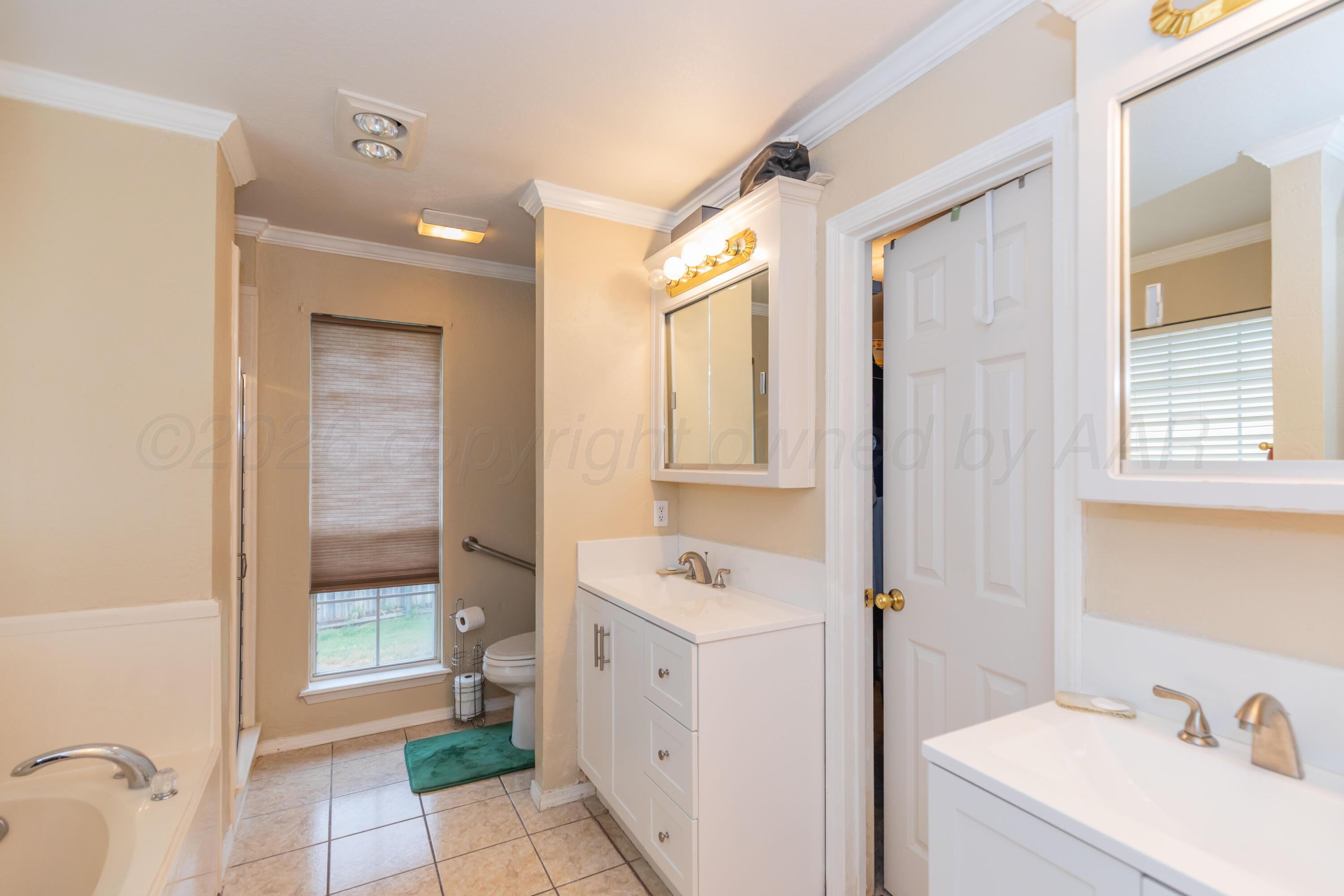 7101 Smoketree Drive Property Photo 15