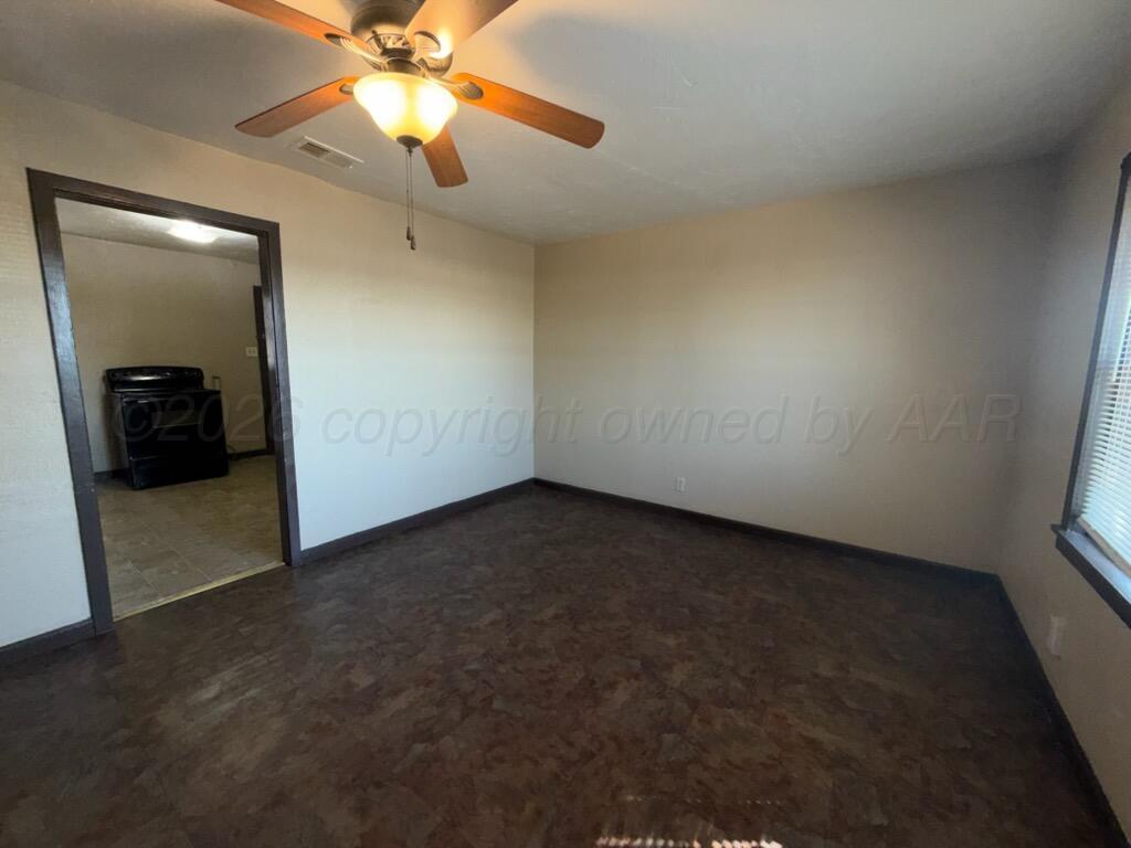 509 S Independence Street Property Photo 2