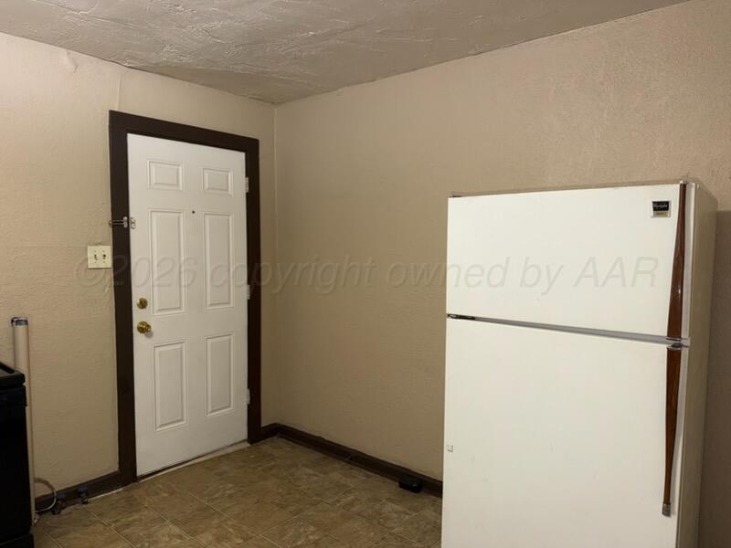 509 S Independence Street Property Photo 4