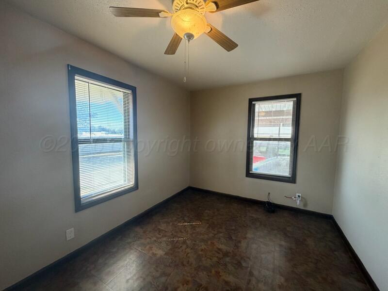 509 S Independence Street Property Photo 5