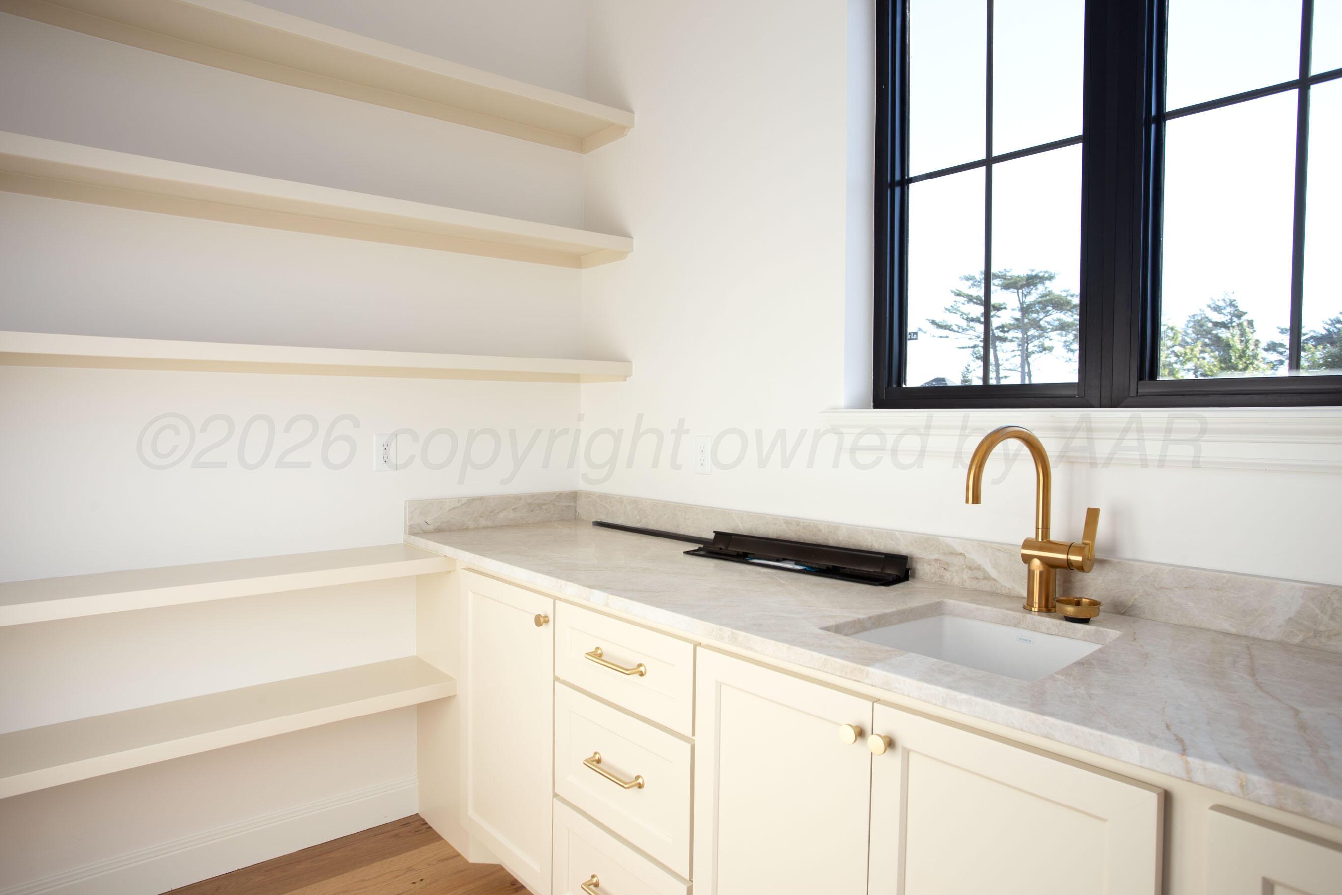 4607 S Rocking Chair Lane Property Photo 14