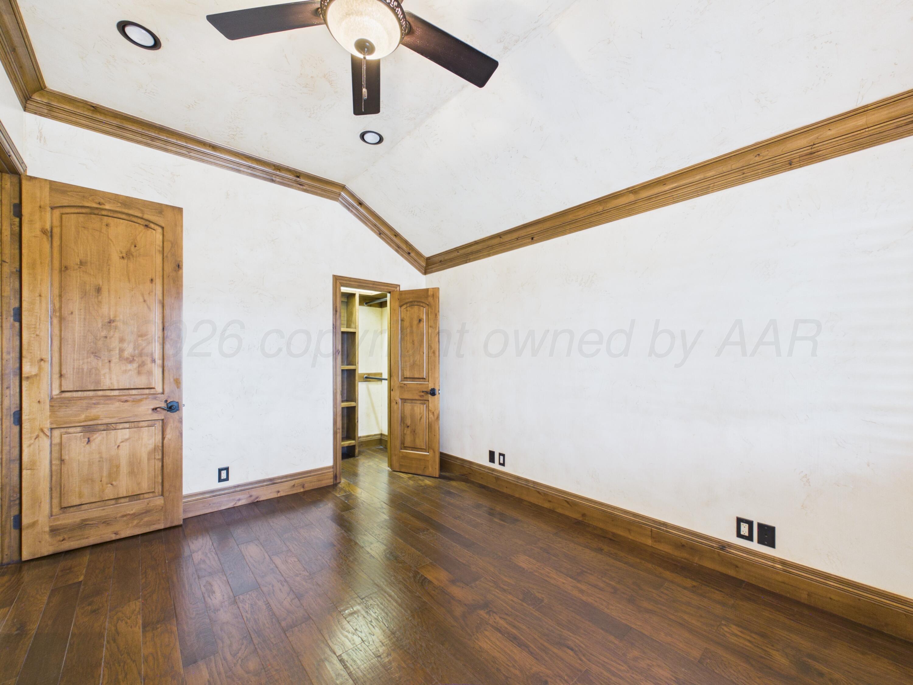 9810 Ashton Road Property Photo 32