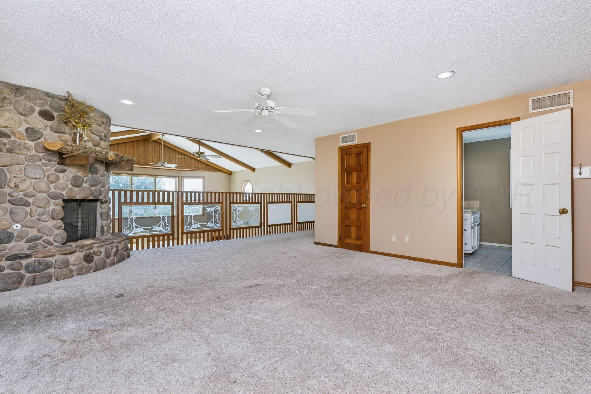 10 Didrickson Lane Property Photo 21